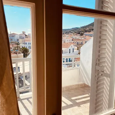 A Hotel Faros Spetses Town Exterior photo
