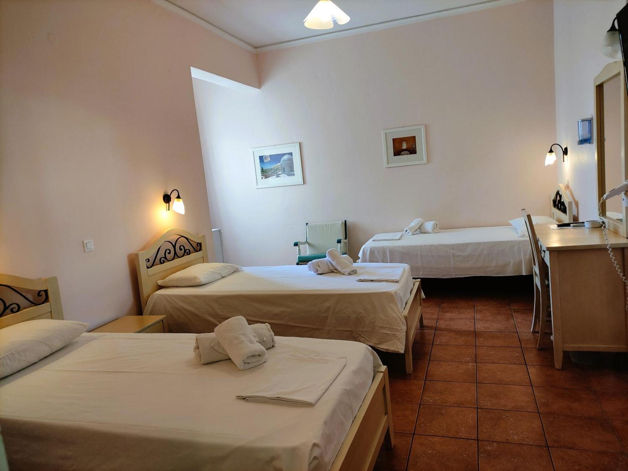 A Faros Hotel 2*